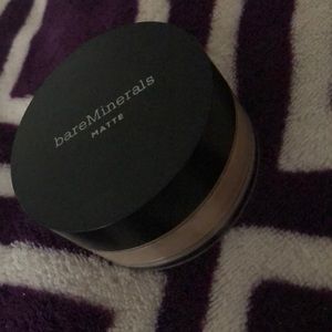 Bare minerals powder foundation